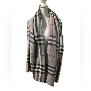 Burberry Gray Checkered Scarf